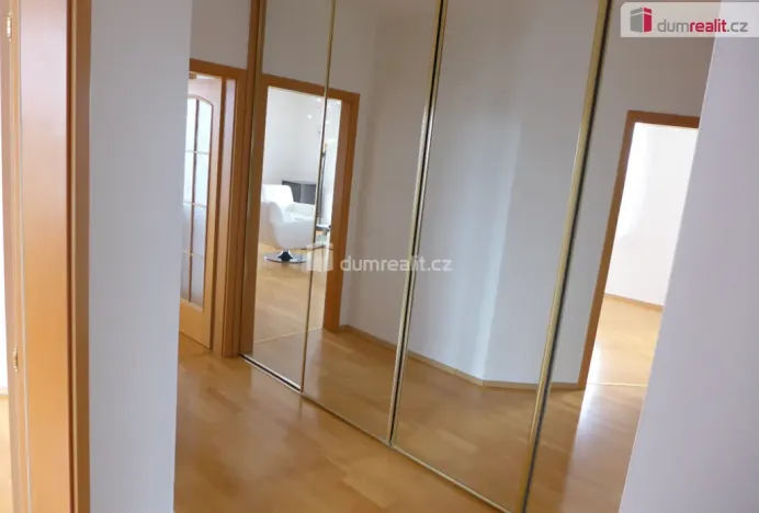 Pronájem bytu 2+kk, Praha - Veleslavín, Na okraji, 76 m2