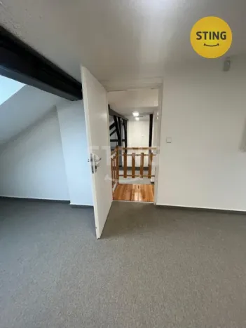 Pronájem kanceláře, Ostrava, Nemocniční, 120 m2