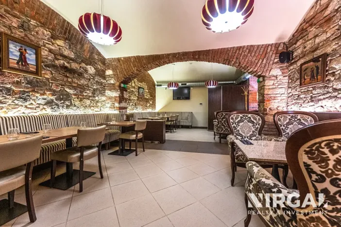 Pronájem restaurace, Praha - Vinohrady, Balbínova, 198 m2