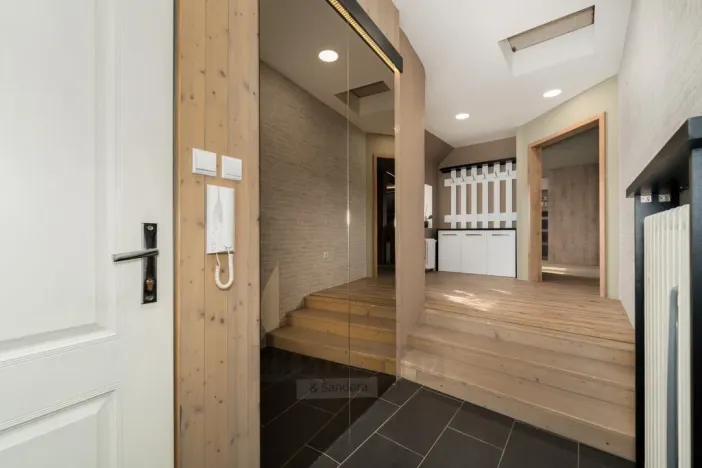 Prodej bytu 4+1, České Budějovice - České Budějovice 5, tř. Čsl. legií, 145 m2