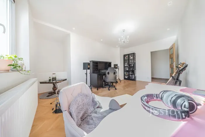 Prodej bytu 3+1, Praha - Žižkov, Biskupcova, 88 m2