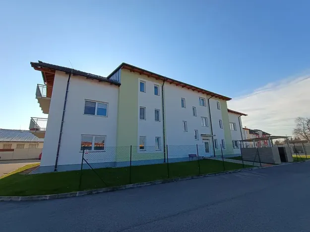 Prodej bytu 2+kk, Trhové Sviny, Za Pilou, 46 m2