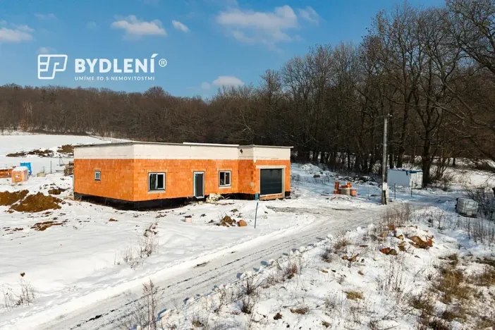 Prodej rodinného domu, Košťany, K zámku, 139 m2