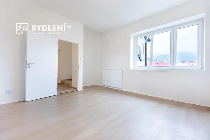 Prodej činžovního domu, Ústí nad Labem, Žukovova, 337 m2