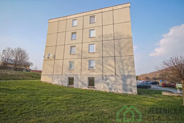 Prodej bytu 3+1, Žulová, Na Rybníčku, 74 m2