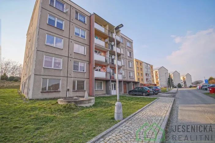 Prodej bytu 3+1, Žulová, Na Rybníčku, 74 m2