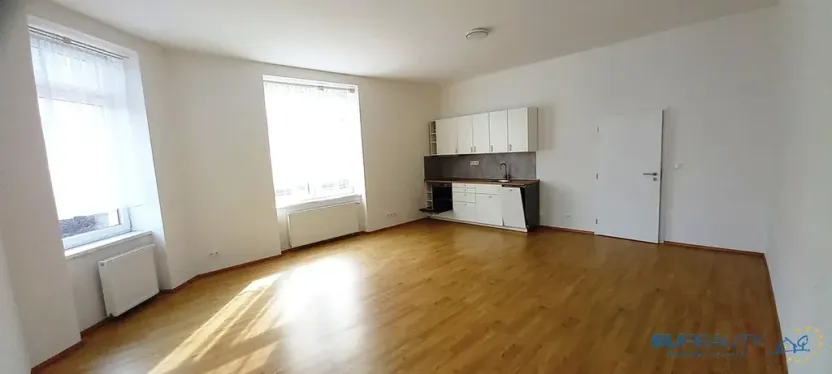 Prodej bytu 2+kk, Náchod, Komenského, 66 m2