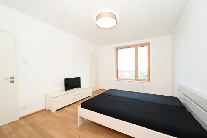 Pronájem bytu 3+kk, Praha - Radlice, U Komína, 94 m2