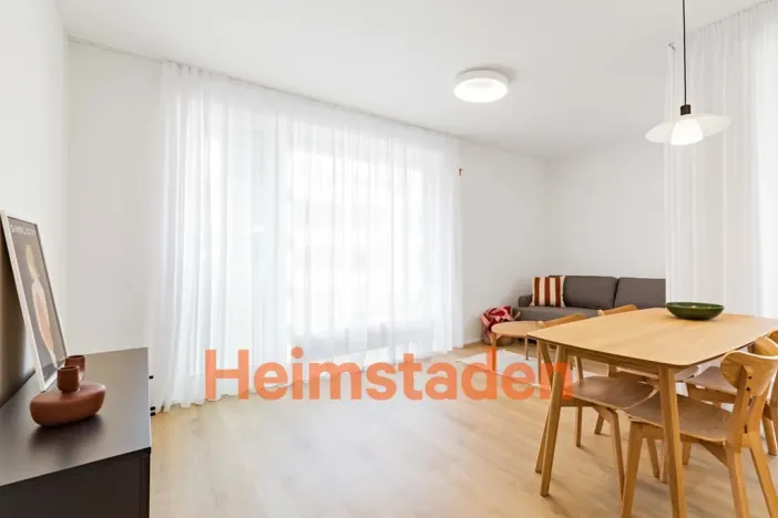 Pronájem bytu 2+kk, Praha - Holešovice, Vrbenského, 55 m2