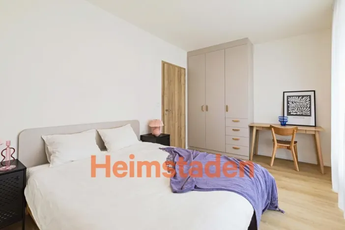 Pronájem bytu 2+kk, Praha - Holešovice, Vrbenského, 55 m2