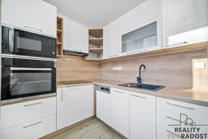 Pronájem bytu 1+1, Chrudim - Chrudim II, Topolská, 35 m2