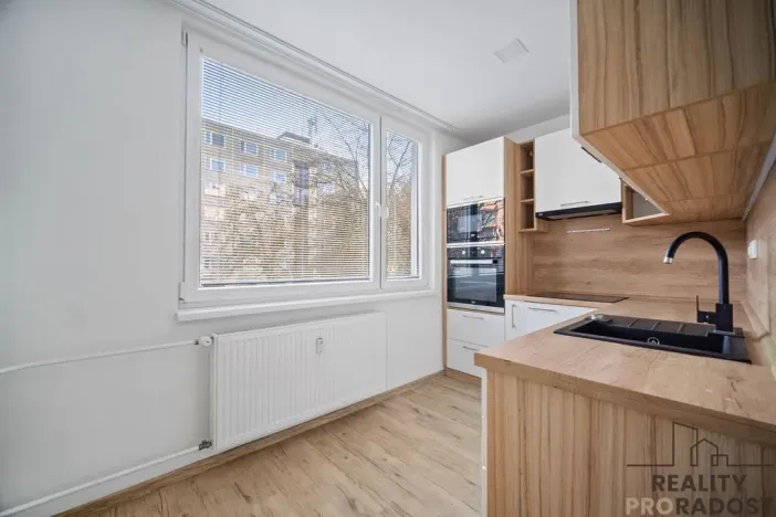 Pronájem bytu 1+1, Chrudim - Chrudim II, Topolská, 35 m2