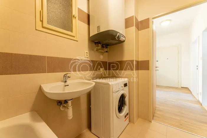 Pronájem bytu 2+kk, Praha - Vršovice, Ukrajinská, 1680 m2