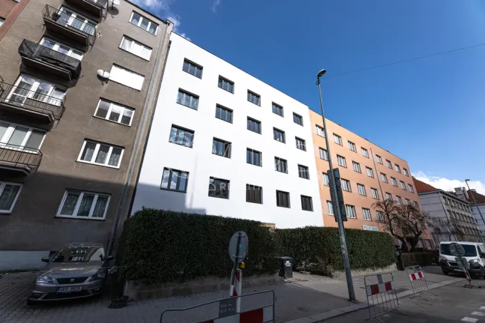 Pronájem bytu 2+kk, Praha - Vršovice, Ukrajinská, 1680 m2