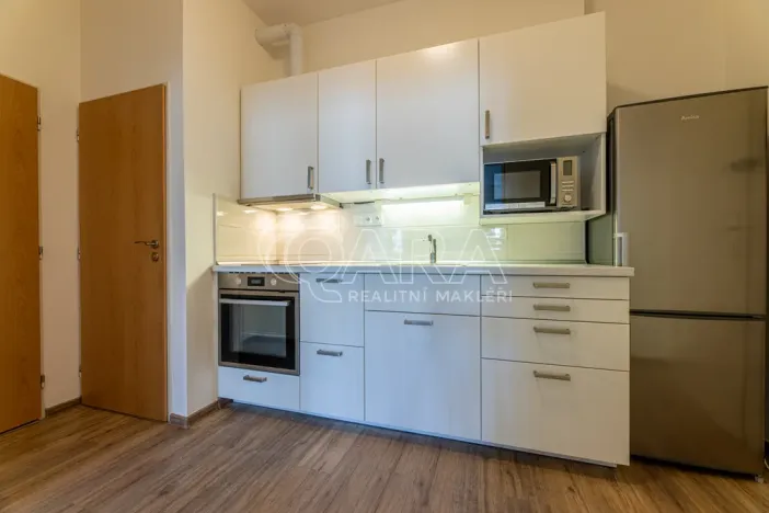 Pronájem bytu 2+kk, Praha - Vršovice, Ukrajinská, 52 m2