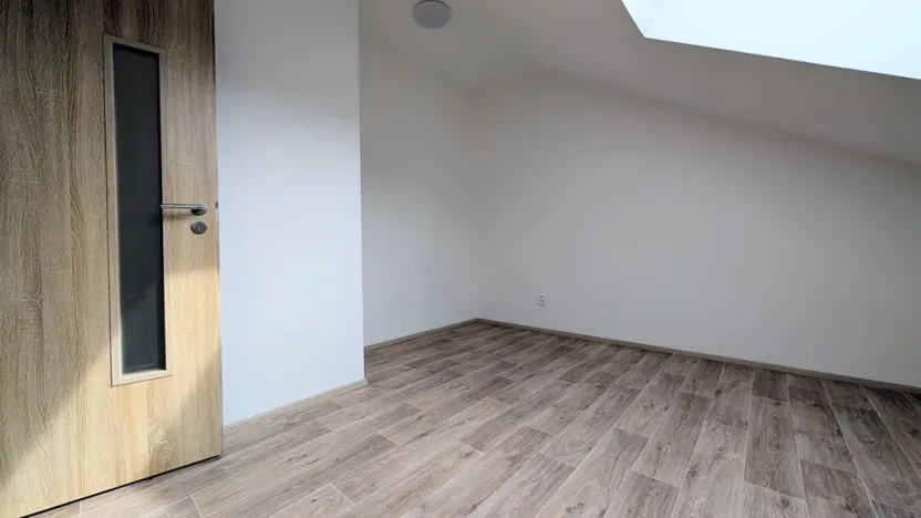 Pronájem bytu 4+kk, Peruc, U Koupaliště, 116 m2