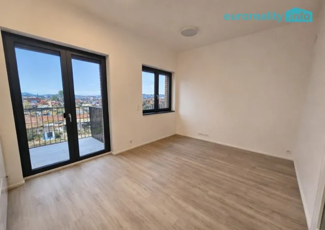 Pronájem bytu 1+kk, Praha - Smíchov, U Lihovaru, 29 m2