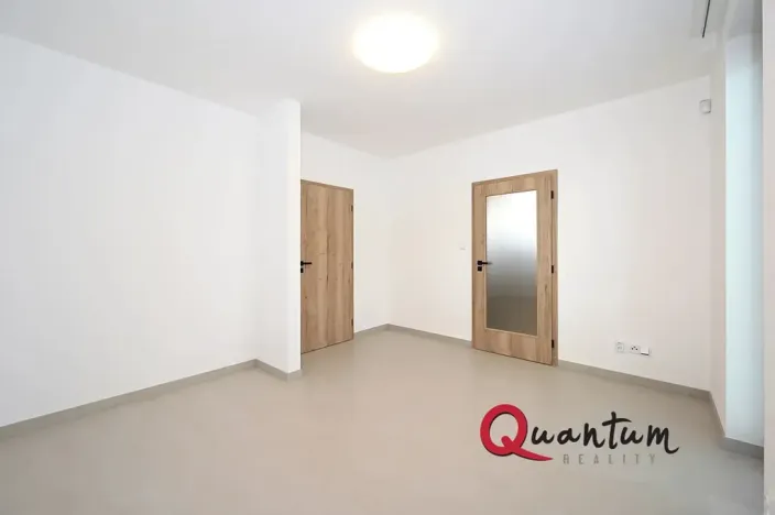 Pronájem rodinného domu, Šestajovice, Konopišťská, 250 m2