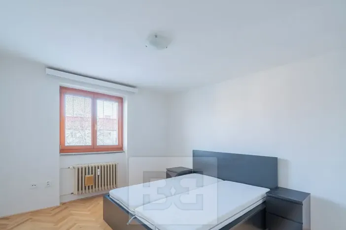 Pronájem bytu 2+1, Hradec Králové, Skupova, 61 m2