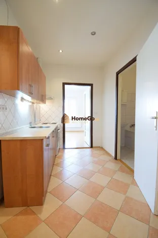 Pronájem bytu 1+kk, Praha - Nusle, U gymnázia, 50 m2