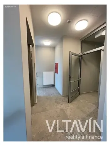 Pronájem bytu 2+kk, Praha - Nusle, Lumírova, 51 m2