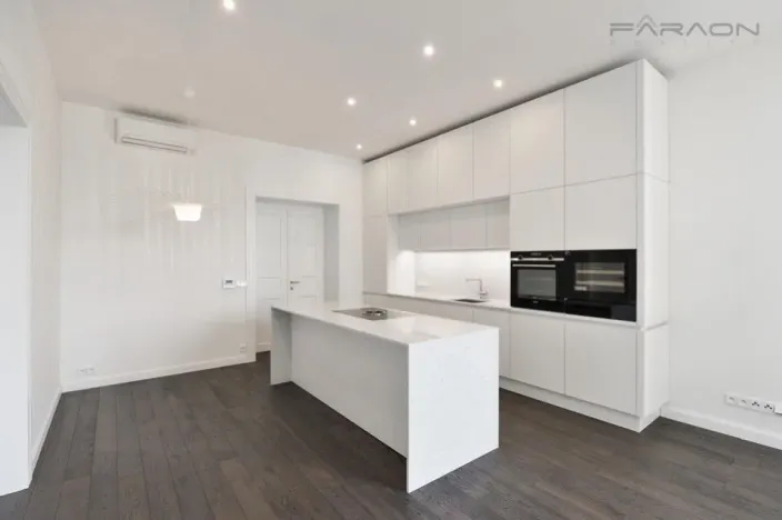 Pronájem bytu 4+kk, Praha - Vinohrady, Laubova, 137 m2