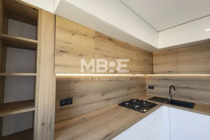 Pronájem bytu 3+1, Orlová - Lutyně, Vnitřní, 71 m2