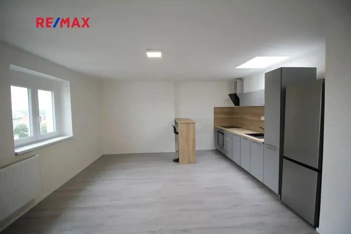 Pronájem bytu 1+kk, Kolín, Krčínova, 34 m2