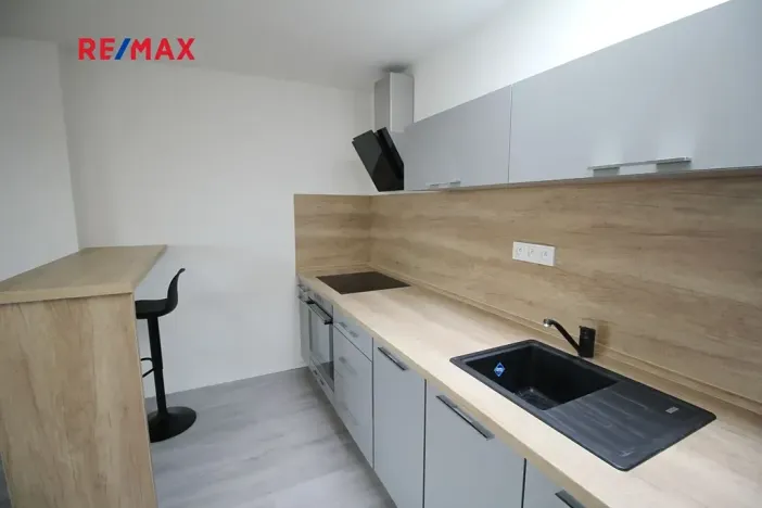 Pronájem bytu 1+kk, Kolín, Krčínova, 34 m2