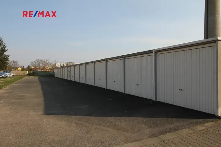 Prodej garáže, Nymburk, 18 m2