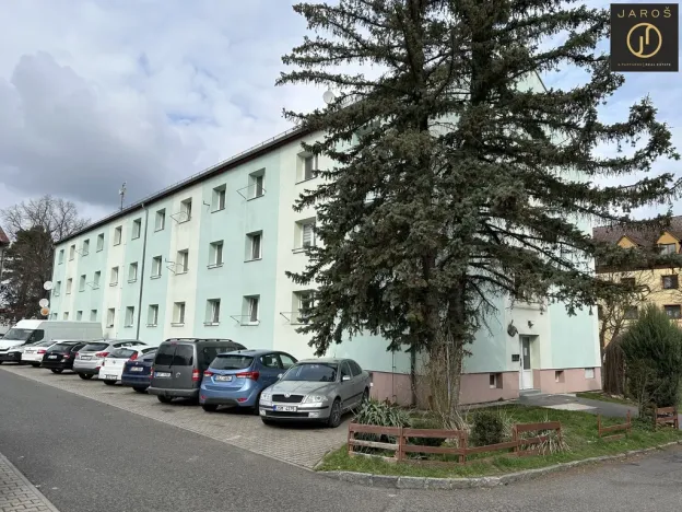 Prodej bytu 2+1, Stochov, J. A. Komenského, 43 m2