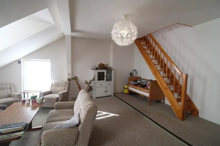 Prodej bytu 2+1, Karlovy Vary, Kolmá, 97 m2