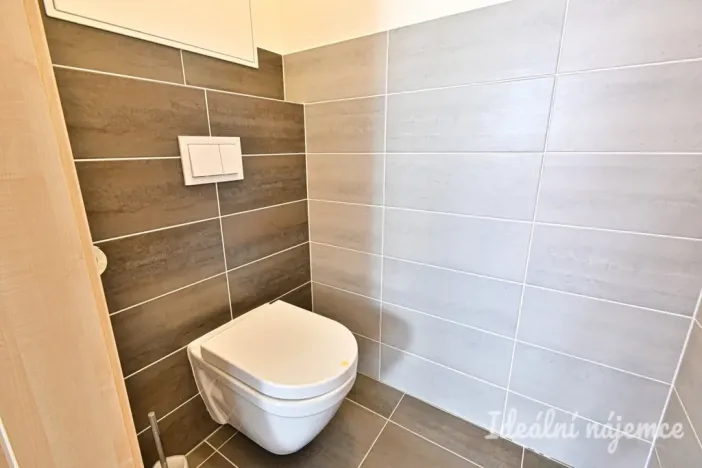 Pronájem bytu 2+kk, Brno, Listnatá, 47 m2