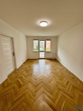 Pronájem bytu 3+1, Kadaň, Budovatelů, 70 m2