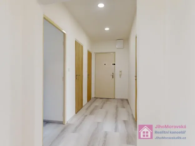 Pronájem bytu 3+1, Brno - Lesná, Milénova, 78 m2