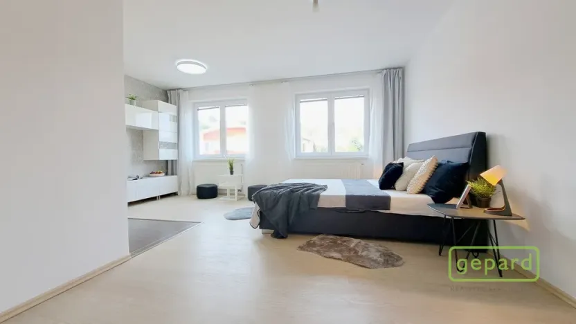 Pronájem bytu 1+kk, Brno, Keřová, 41 m2