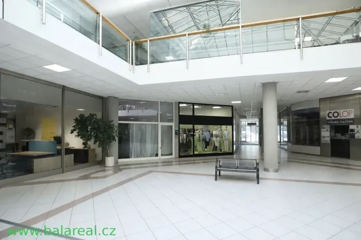 Pronájem obchodního prostoru, Brno - Zábrdovice, Příkop, 35 m2