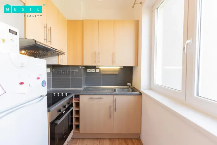 Prodej bytu 1+kk, Olomouc - Hejčín, Jarmily Glazarové, 35 m2