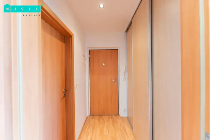 Prodej bytu 1+kk, Olomouc - Hejčín, Jarmily Glazarové, 35 m2