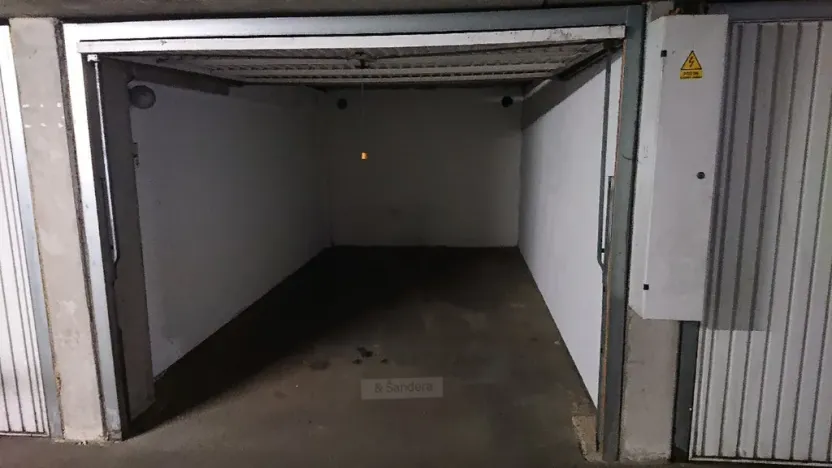 Pronájem garáže, České Budějovice - České Budějovice 2, Krčínova, 17 m2