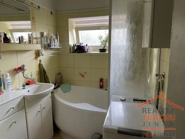 Prodej bytu 3+1, Hradec Králové, Labská kotlina, 72 m2