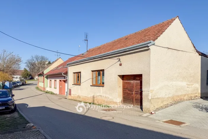 Prodej rodinného domu, Hodonice, U Kostela, 260 m2