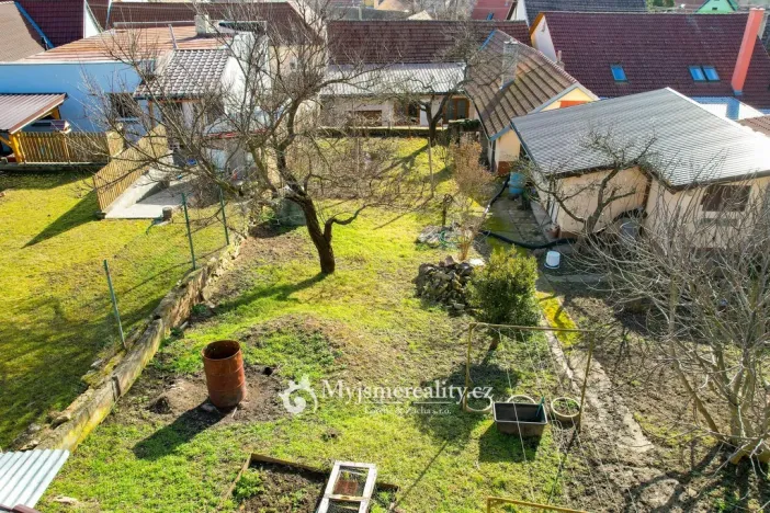 Prodej rodinného domu, Hodonice, U Kostela, 260 m2