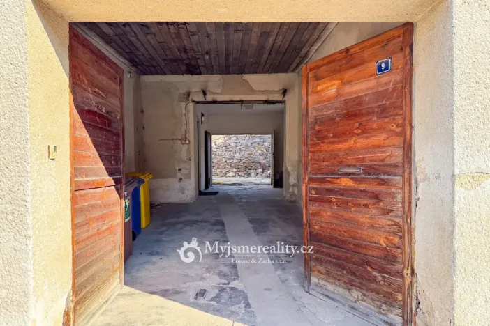 Prodej rodinného domu, Hodonice, U Kostela, 260 m2