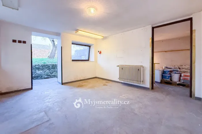 Prodej rodinného domu, Hodonice, U Kostela, 260 m2