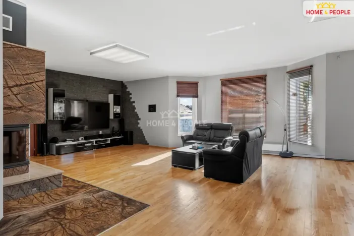 Prodej rodinného domu, Praha - Točná, Na Stráňkách, 395 m2