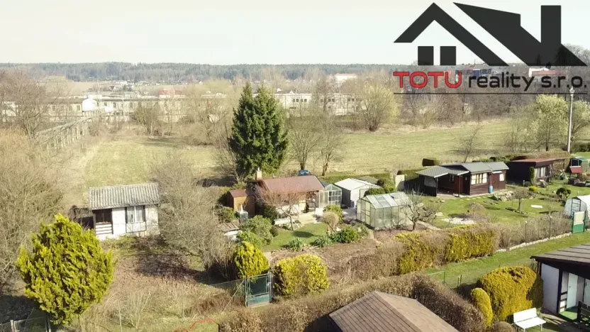 Prodej zahrady, Dvůr Králové nad Labem, Ve Strži, 226 m2