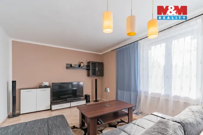 Prodej bytu 3+1, Vojtanov, Nádražní čtvrť, 83 m2