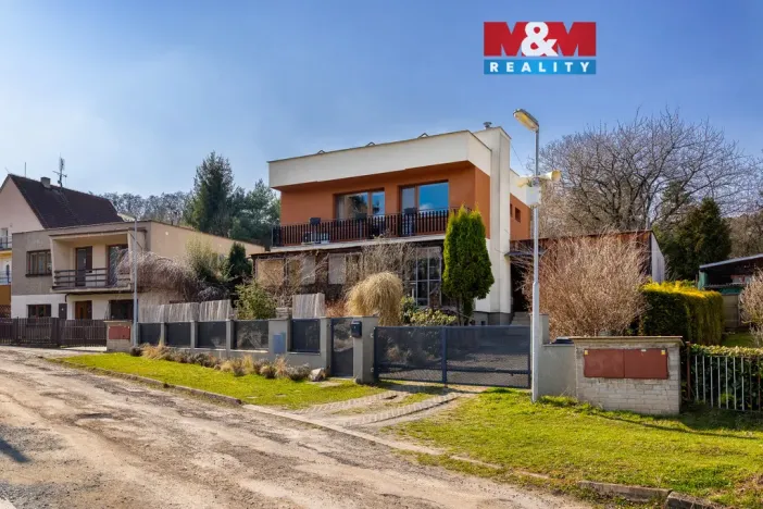 Prodej rodinného domu, Heřmanův Městec - Konopáč, 180 m2