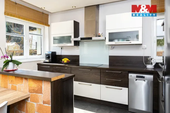 Prodej rodinného domu, Heřmanův Městec - Konopáč, 180 m2